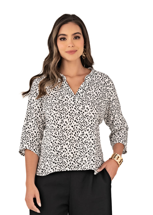 BLUSA EN RAYON VISCOSA BLANCO Y NEGRO 1